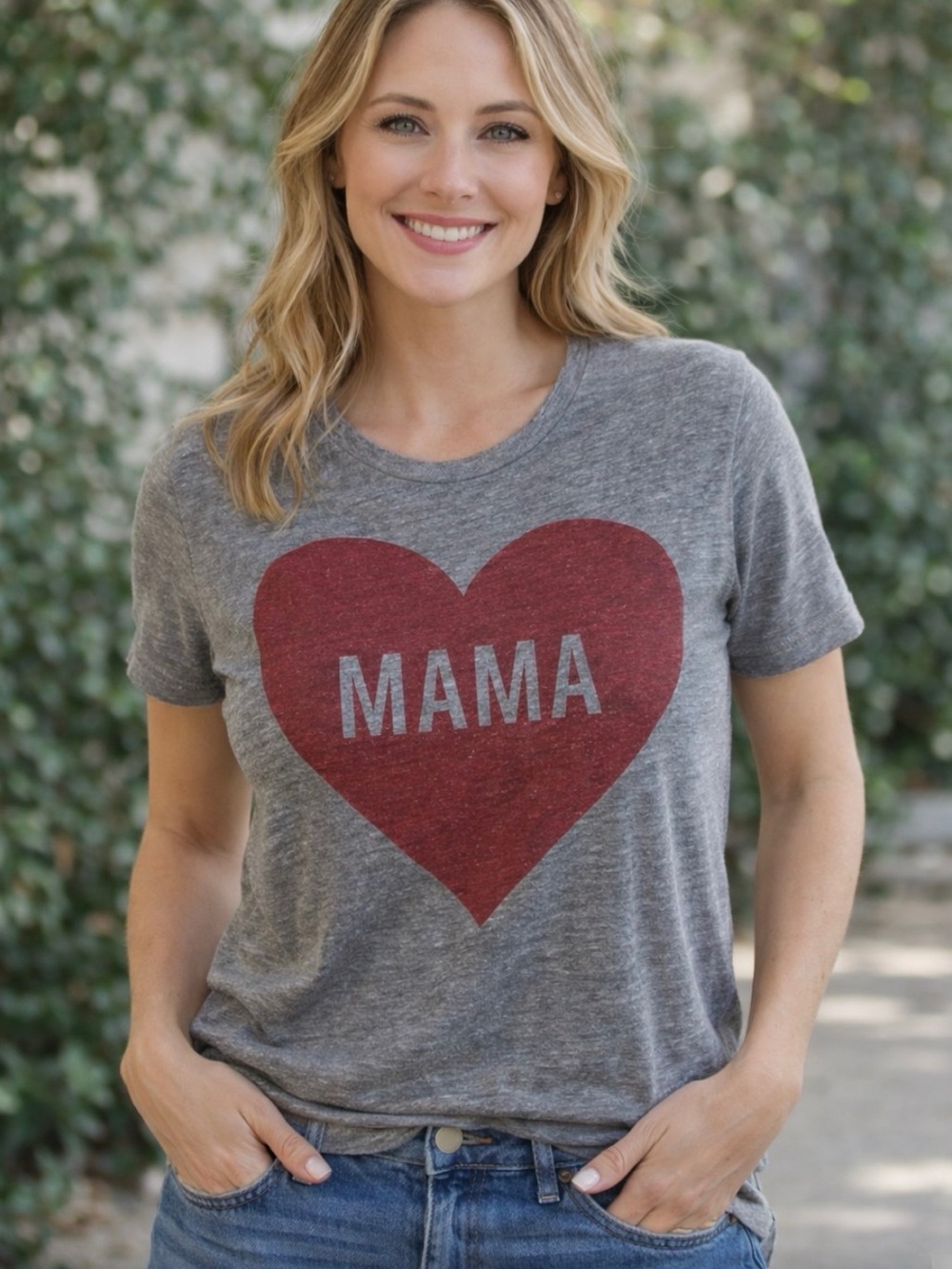 Chaser Gray Graphic Tee Heart Mama Love Short Sleeve T-Shirt Size XS